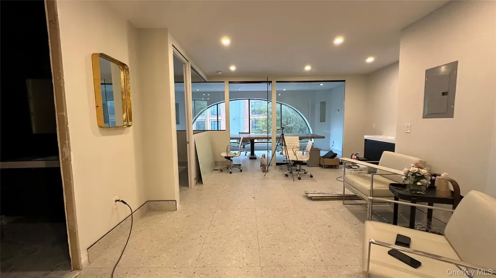 1521 E New York Avenue Brooklyn NY 11212