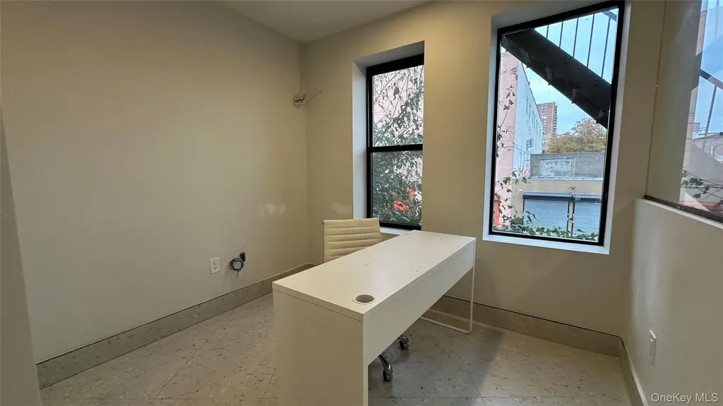1521 E New York Avenue Brooklyn NY 11212