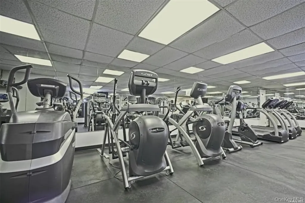 162-40 9 Avenue Beechhurst NY 11357