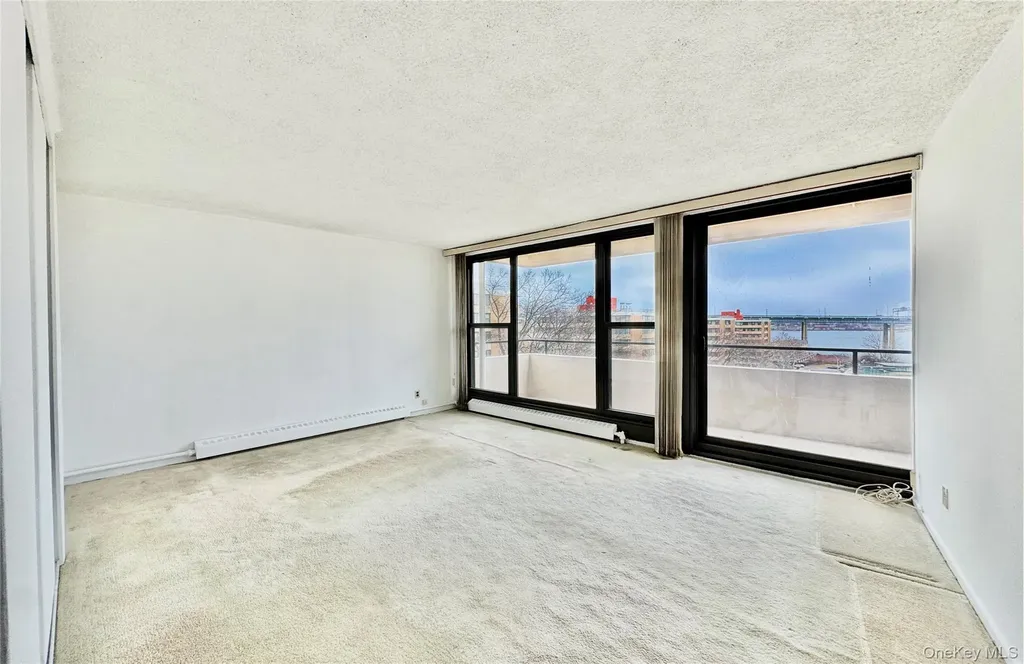 162-40 9 Avenue Beechhurst NY 11357