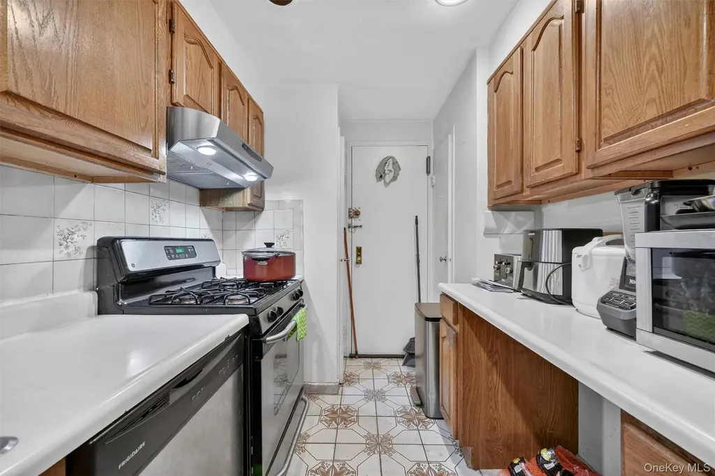 5 Fordham Hill Oval Bronx NY 10468