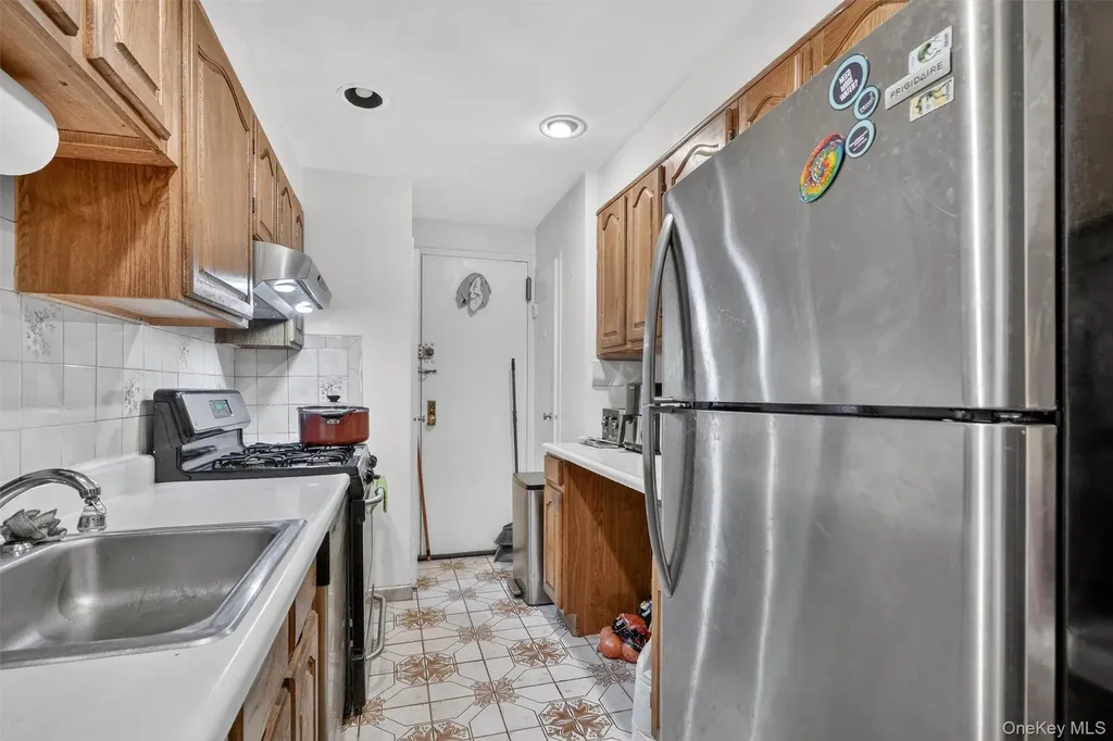 5 Fordham Hill Oval Bronx NY 10468