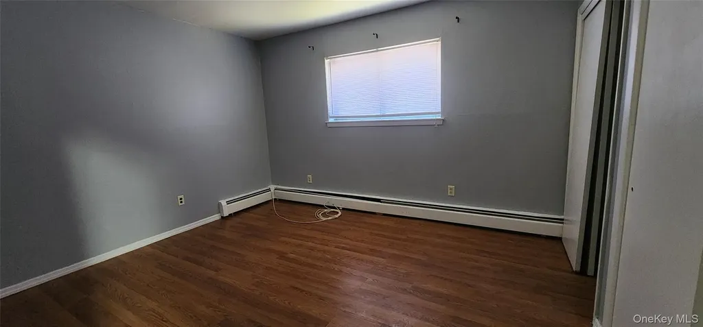 12 Hart Place Mastic NY 11950