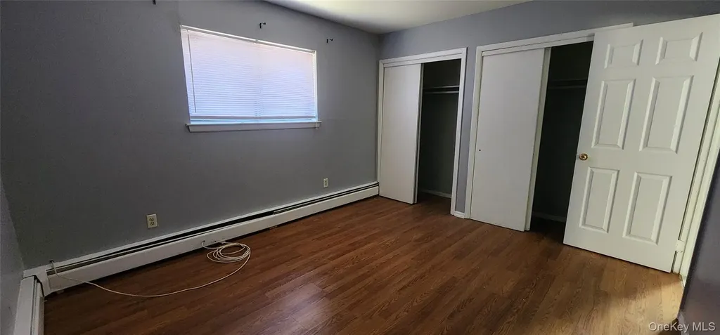 12 Hart Place Mastic NY 11950
