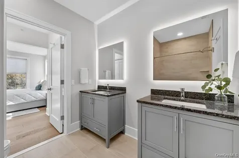 1822 Soundview Court Yorktown Heights NY 10598