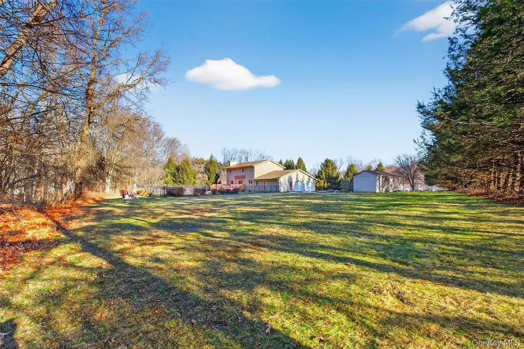 29 Deer Brook Drive New Windsor NY 12553