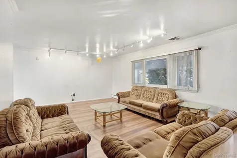 3486 Howard Boulevard Baldwin NY 11510