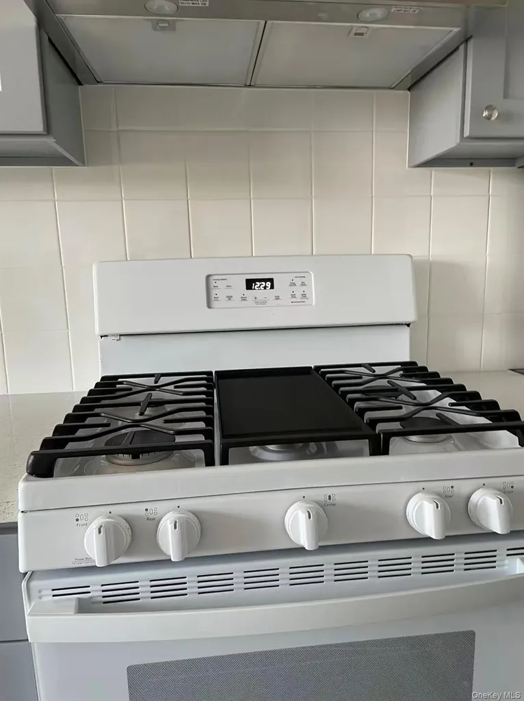 14943 35th Avenue Flushing NY 11354