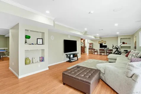 79 Majestic Ridge Carmel NY 10512