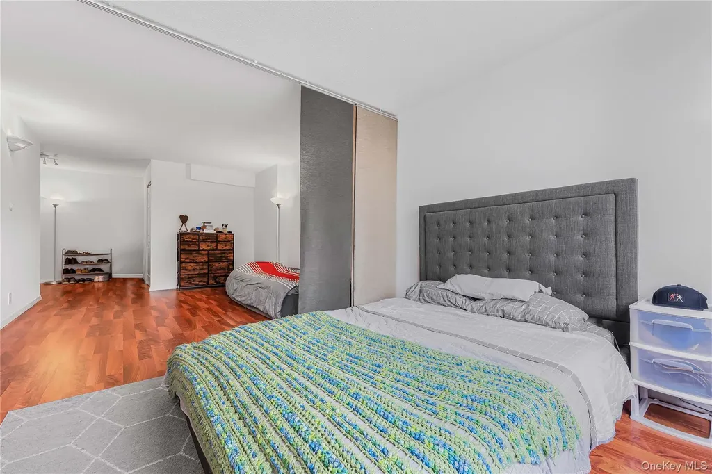 118-17 Union Forest Hills NY 11375