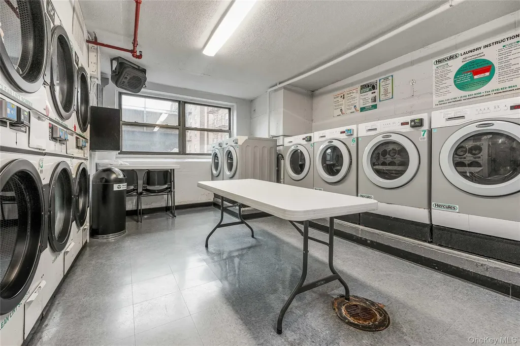 118-17 Union Forest Hills NY 11375