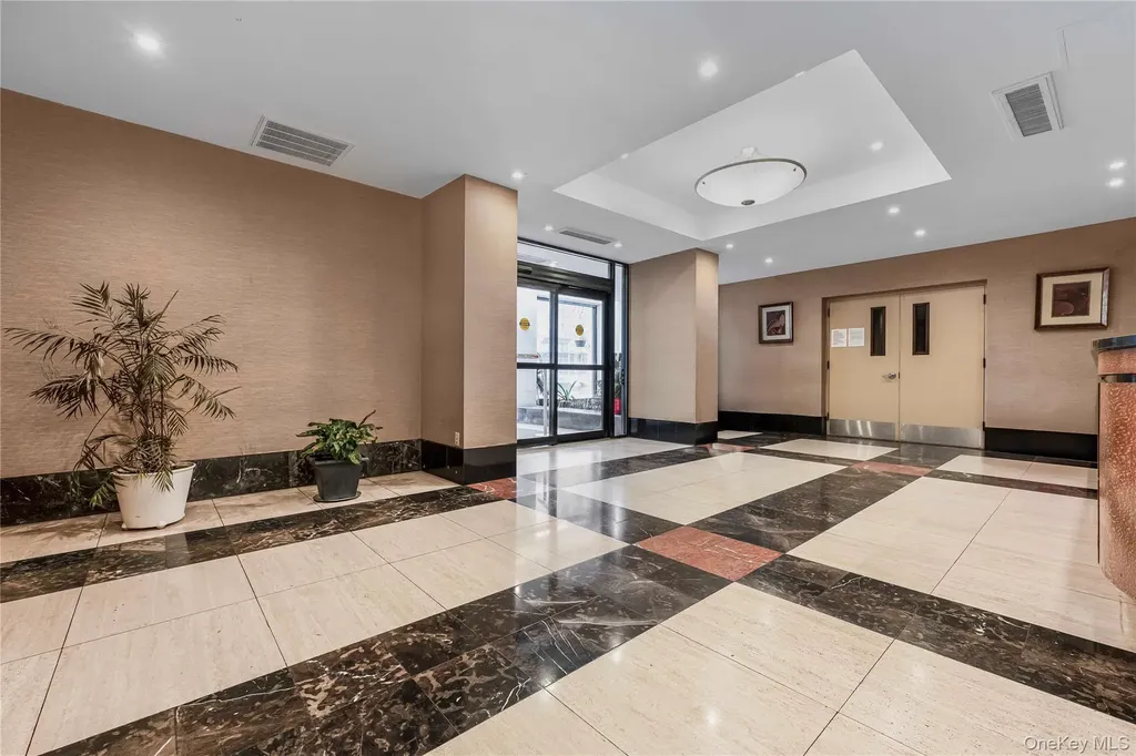 118-17 Union Forest Hills NY 11375