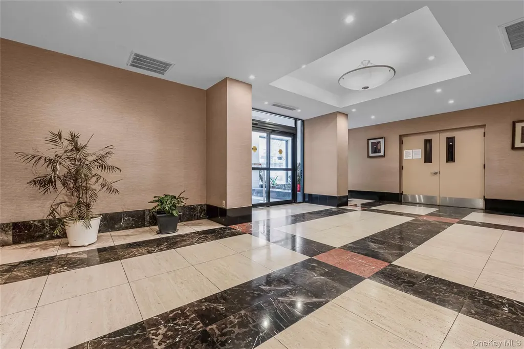 118-17 Union Forest Hills NY 11375