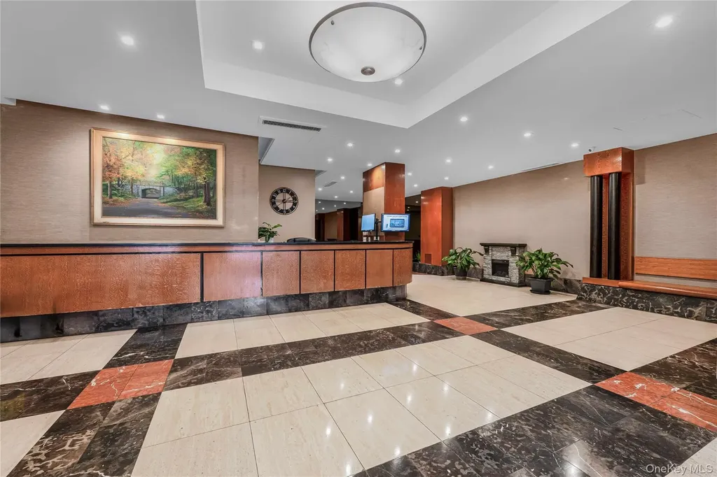 118-17 Union Forest Hills NY 11375