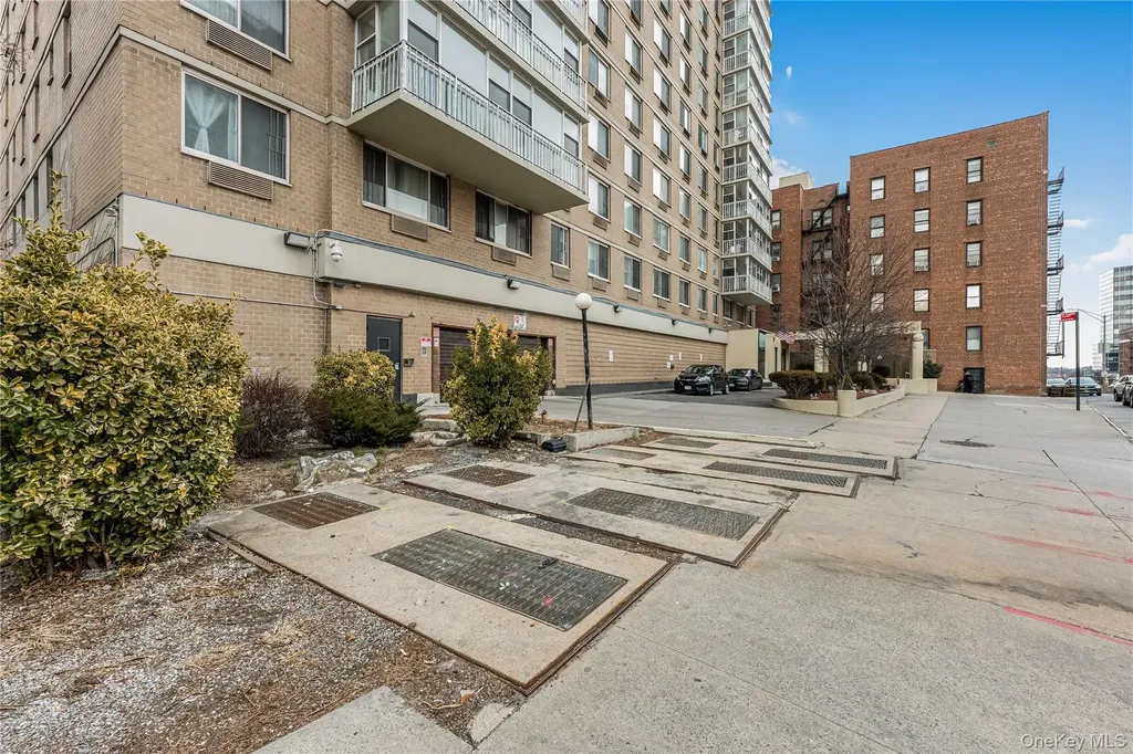 118-17 Union Forest Hills NY 11375