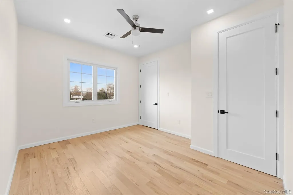 383 Franklin Avenue Hewlett NY 11557