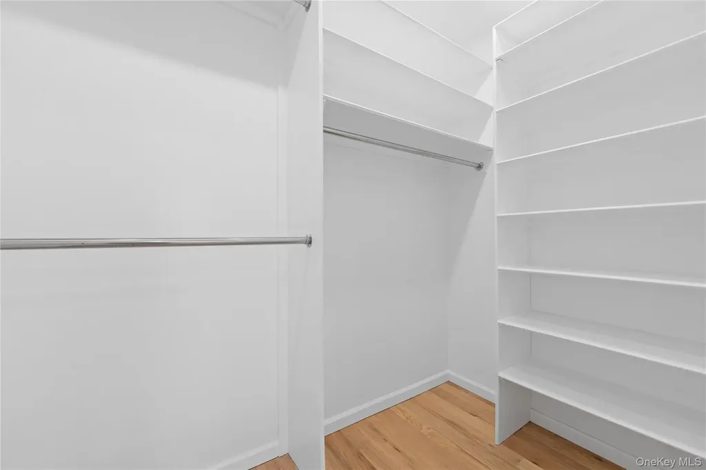383 Franklin Avenue Hewlett NY 11557