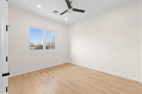 383 Franklin Avenue Hewlett NY 11557
