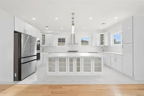 383 Franklin Avenue Hewlett NY 11557