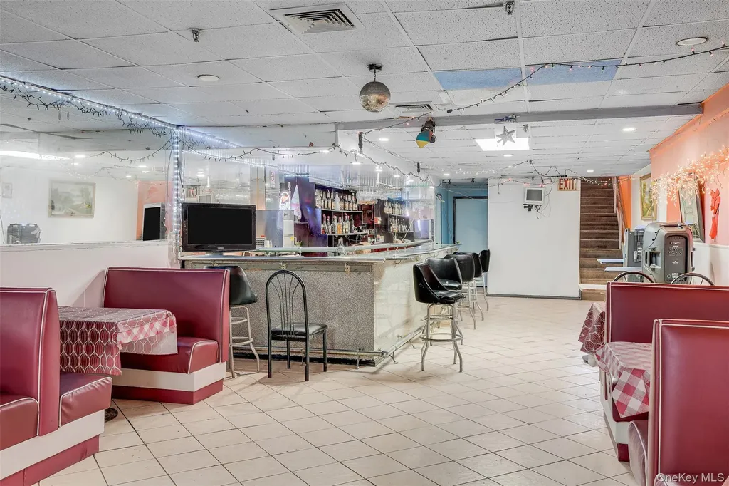 18018 Hillside Avenue Jamaica NY 11432