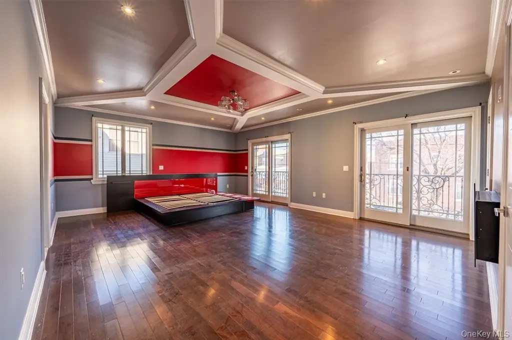 1903 Tomlinson Avenue Bronx NY 10461