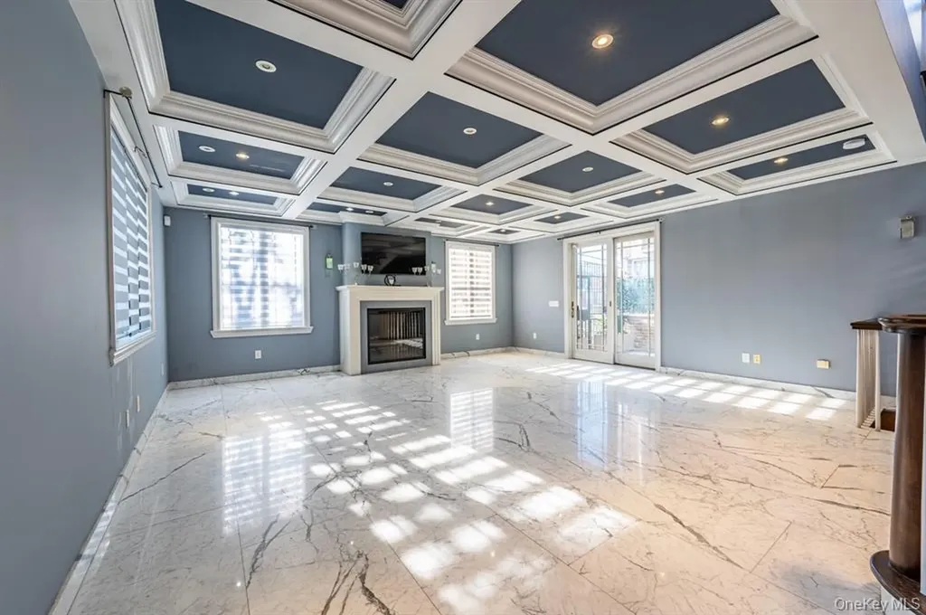 1903 Tomlinson Avenue Bronx NY 10461