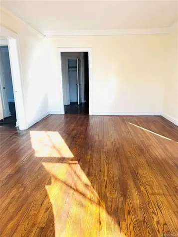 472 Gramatan Avenue Mount Vernon NY 10552