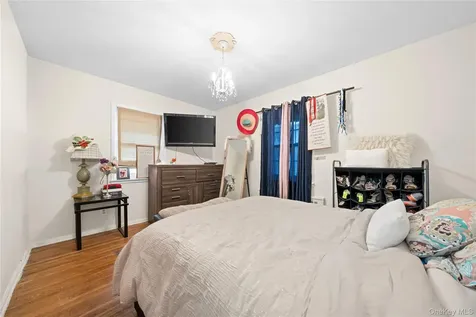 831 Dean Drive Baldwin NY 11510