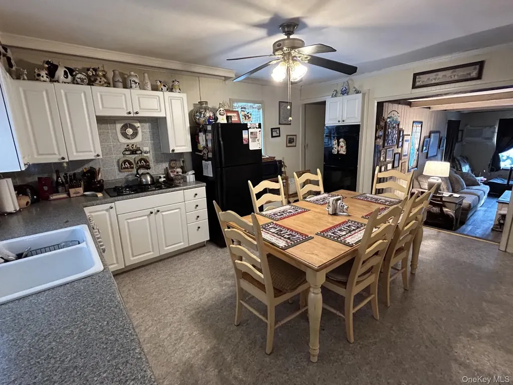 220 Larch Lane Smithtown NY 11787