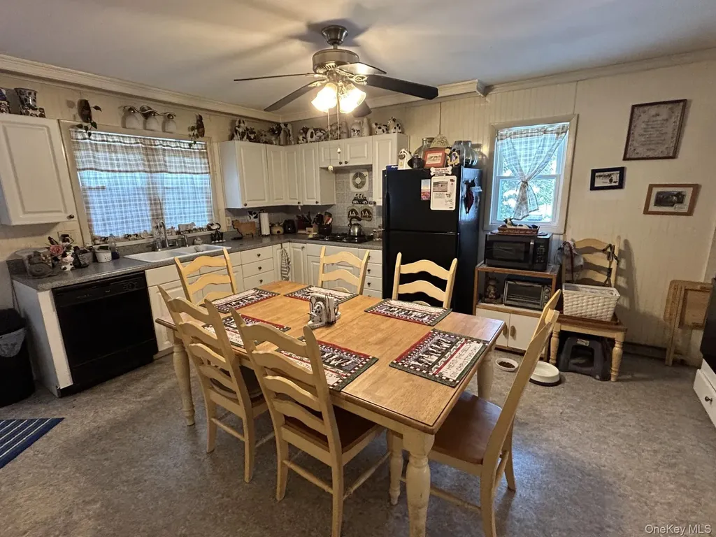 220 Larch Lane Smithtown NY 11787