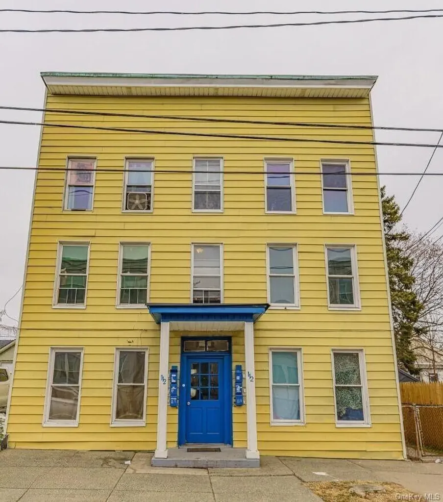 112 Main Street Call Listing Agent NY 12047