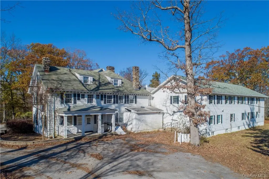 54-66 Ramble Hill Lane Millbrook NY 12545