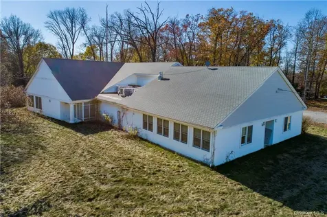 54-66 Ramble Hill Lane Millbrook NY 12545