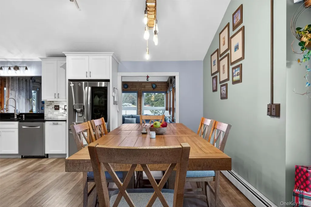 65 Bailey Road New Hampton NY 10958