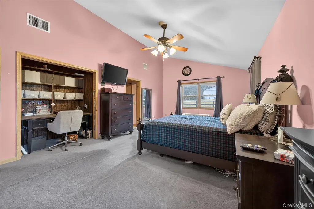65 Bailey Road New Hampton NY 10958