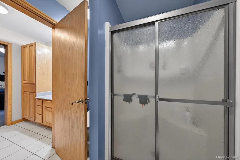 65 Bailey Road New Hampton NY 10958
