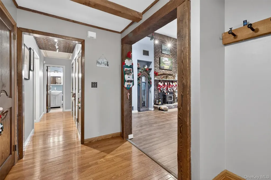 65 Bailey Road New Hampton NY 10958