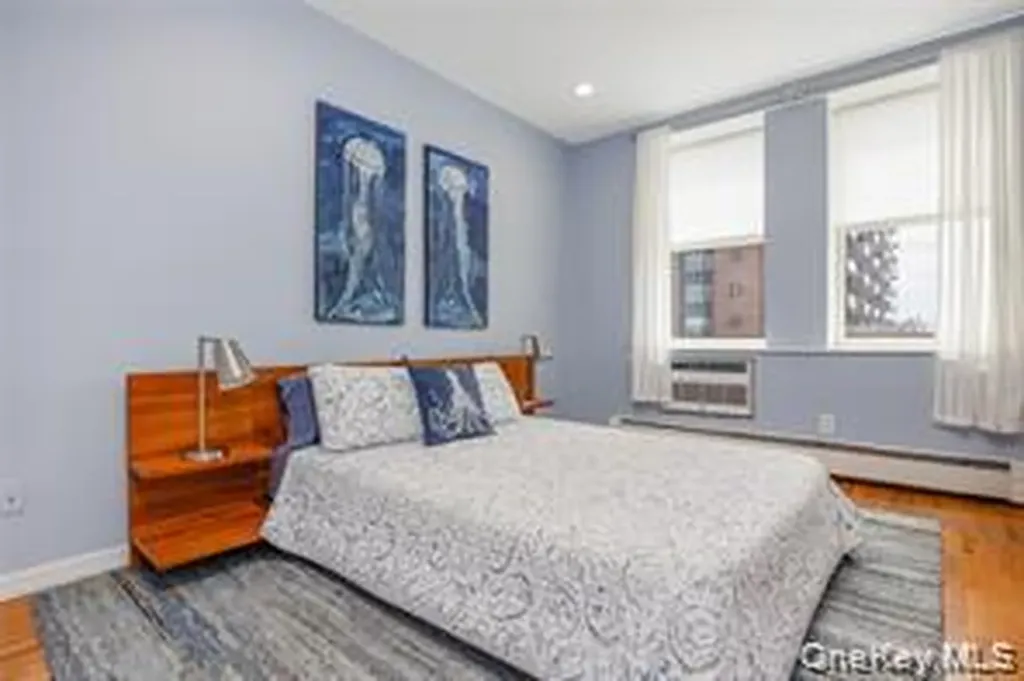 25 W Broadway Long Beach NY 11561
