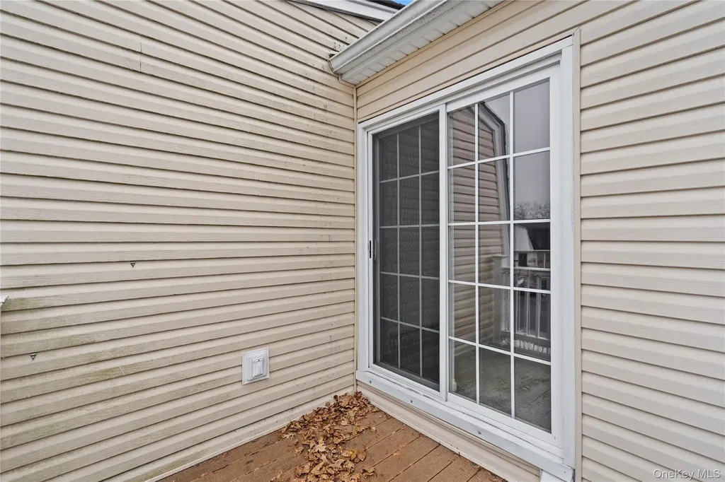 110 Chrystal Drive Maybrook NY 12543