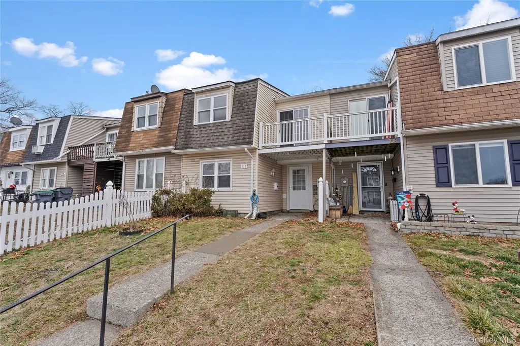 110 Chrystal Drive Maybrook NY 12543