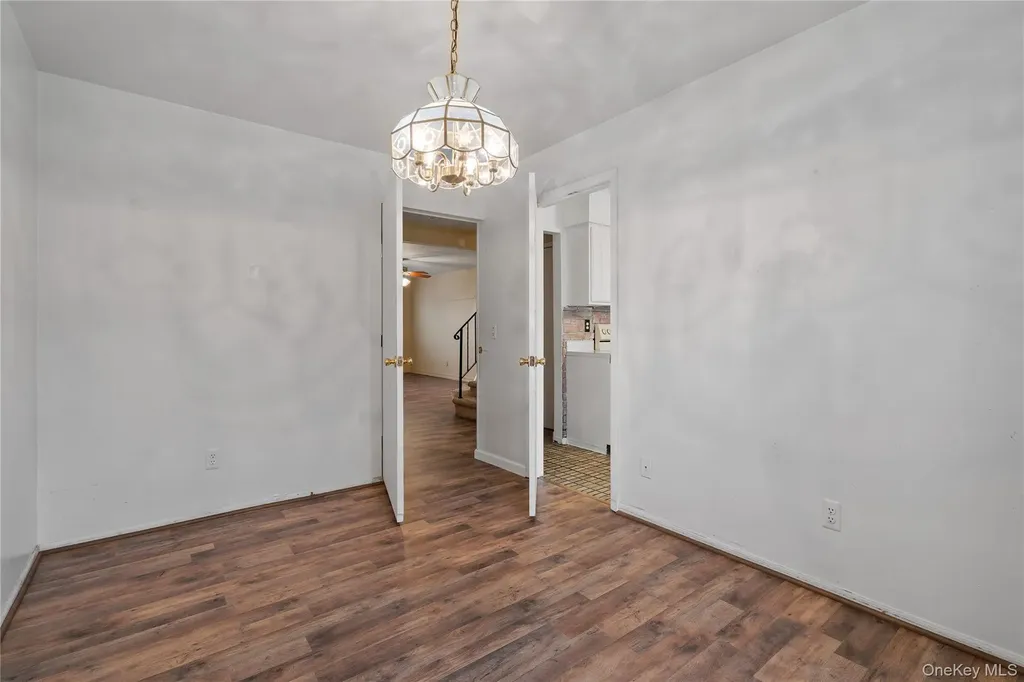 110 Chrystal Drive Maybrook NY 12543