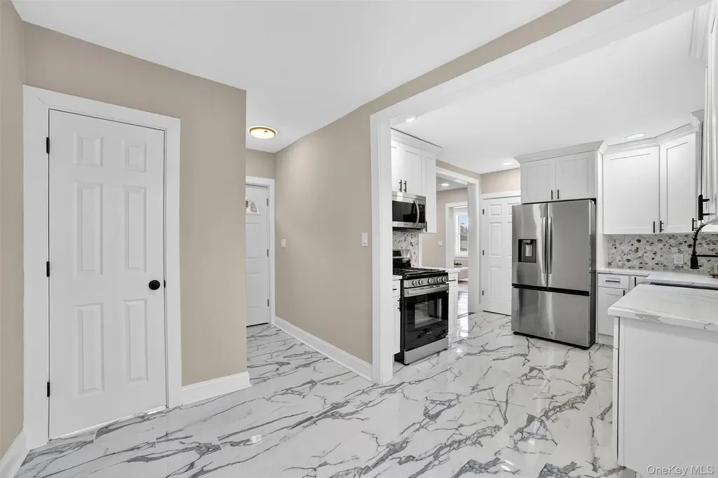 94 Jervis Road Yonkers NY 10705