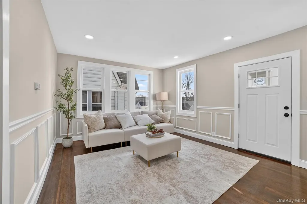 94 Jervis Road Yonkers NY 10705
