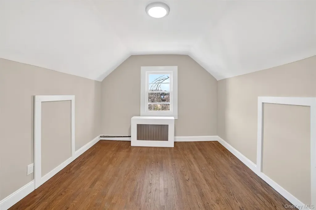 94 Jervis Road Yonkers NY 10705
