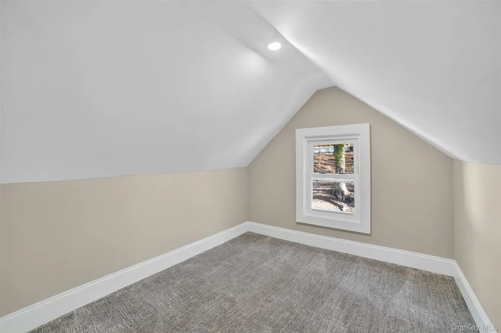 94 Jervis Road Yonkers NY 10705