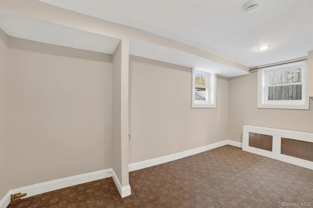 94 Jervis Road Yonkers NY 10705