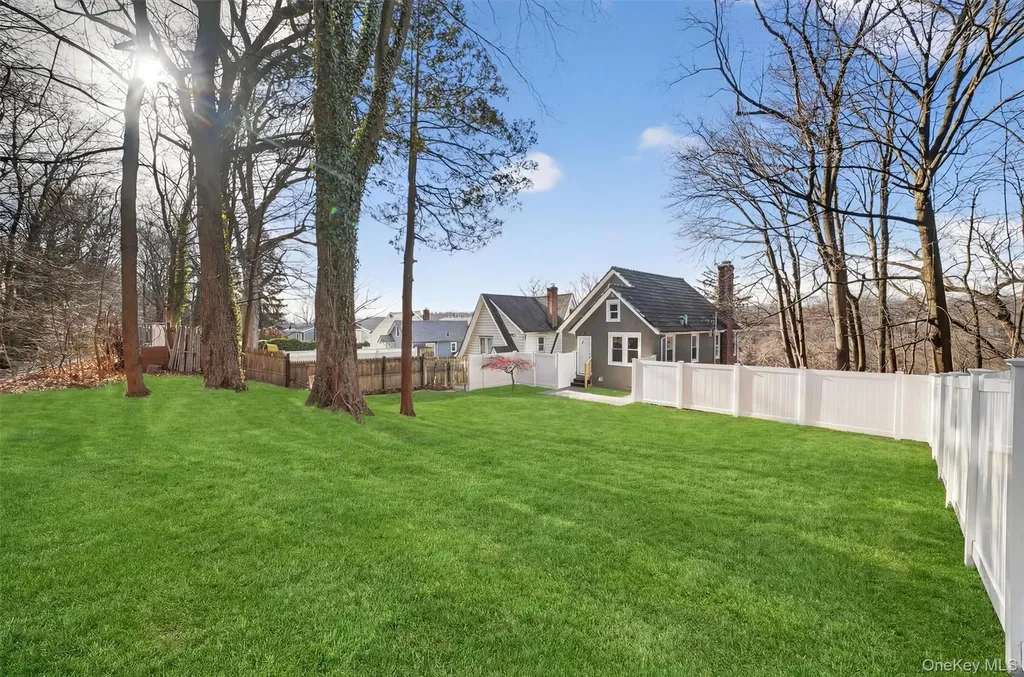 94 Jervis Road Yonkers NY 10705