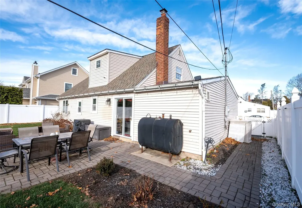 4030 Avoca Avenue Bethpage NY 11714