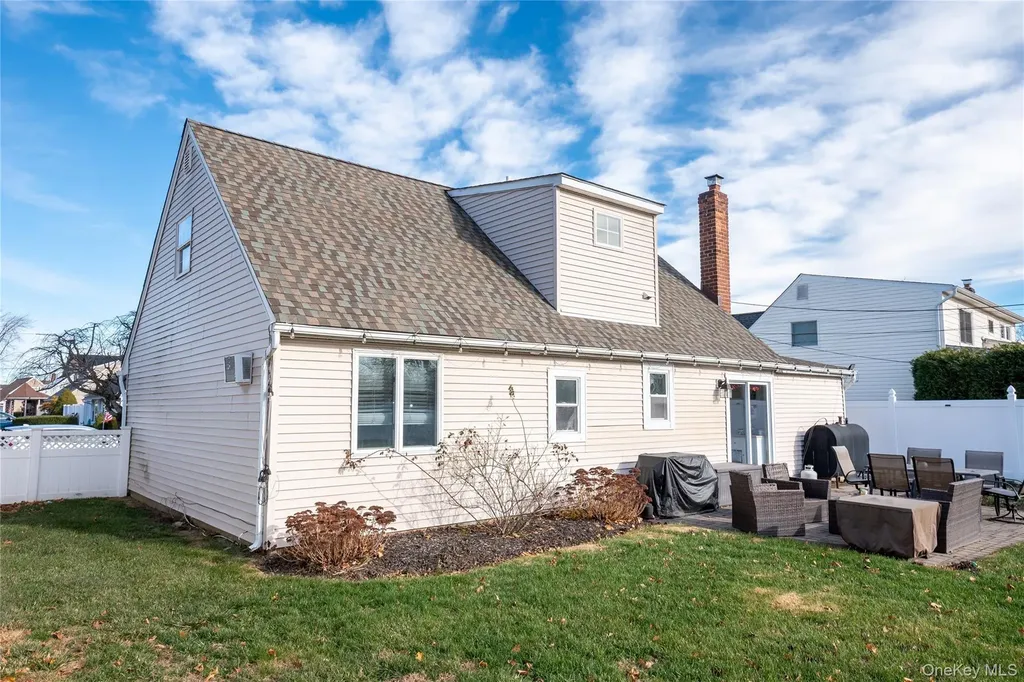 4030 Avoca Avenue Bethpage NY 11714