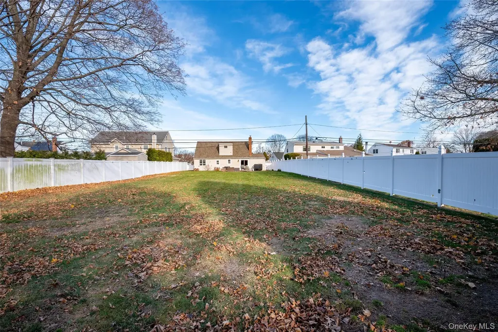 4030 Avoca Avenue Bethpage NY 11714